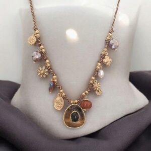Collana Boho Chic in Acciaio con Pendenti e Pietra Centrale Effetto Occhio di Tigre